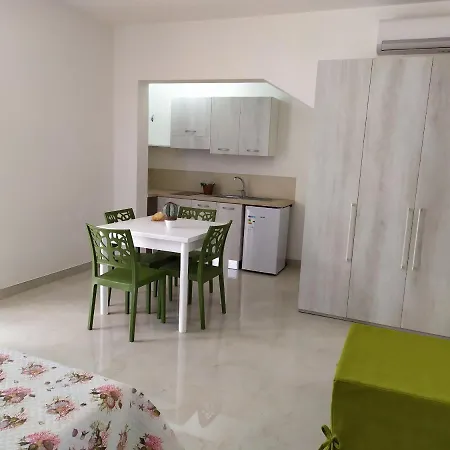 Neviano * Torre Lapillo